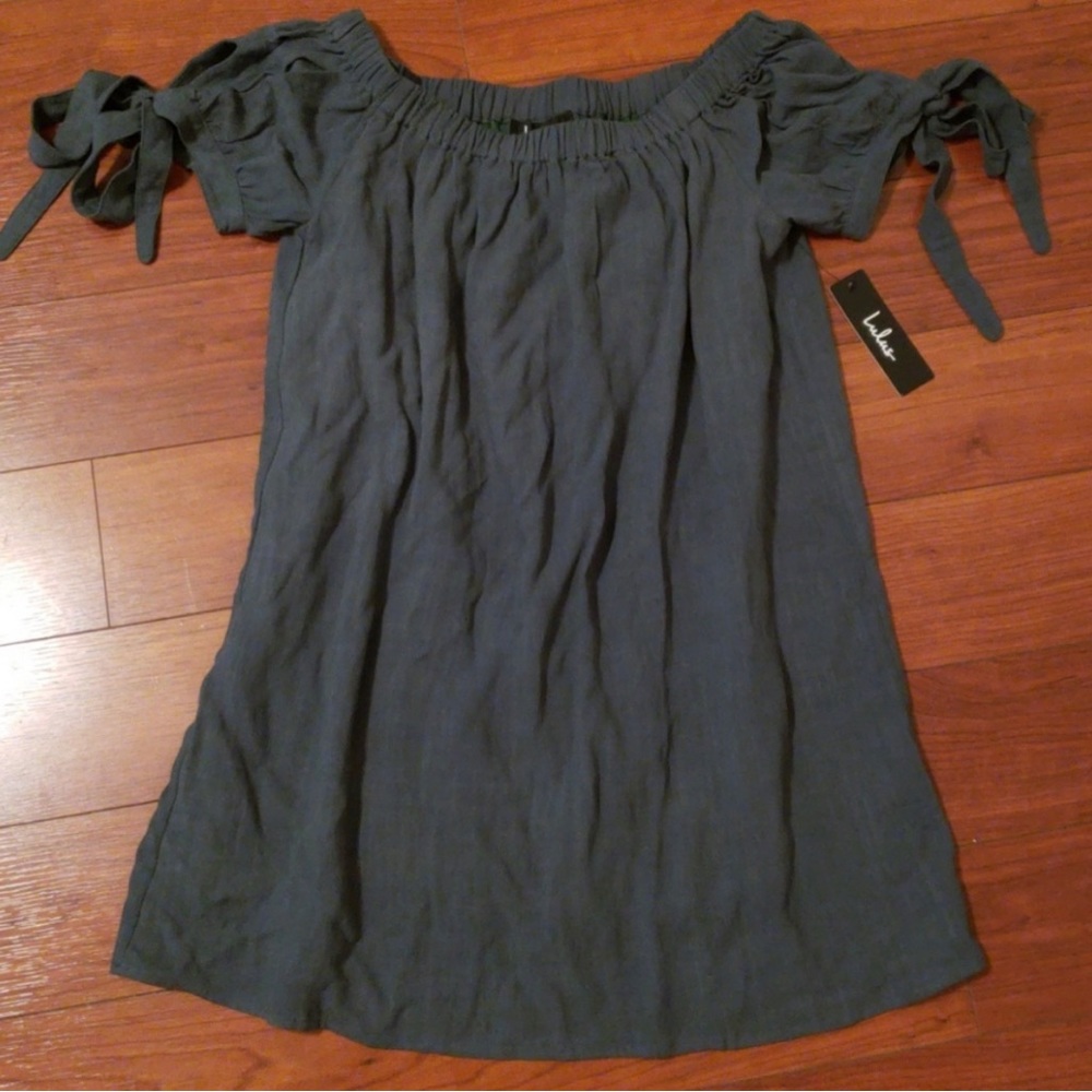Lulus - Dress - off the shoulder dress- Sz.Lg